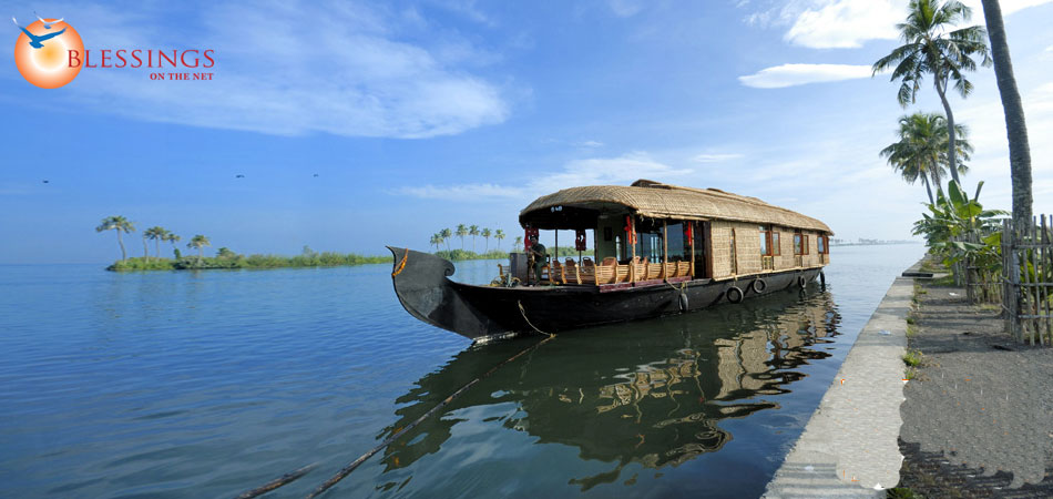 COCO House Boat