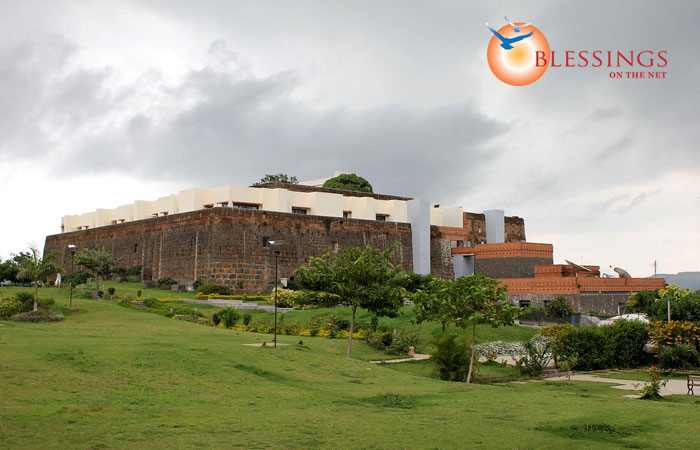 Fort Jadhavgadh