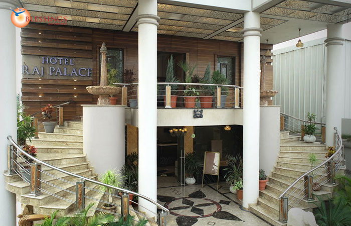 Hotel Raj Palace, Ahmednagar