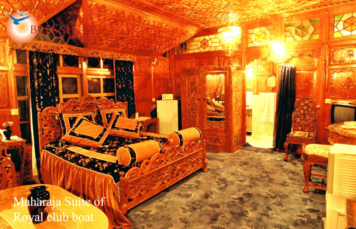 Meena Houseboat, Srinagar