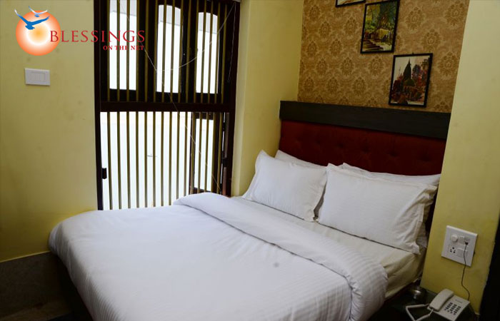 Hotel East View, Varanasi