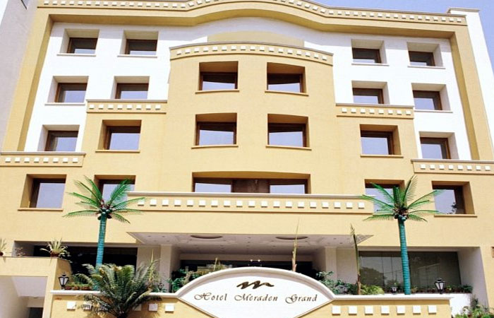 Hotel Meraden Grand